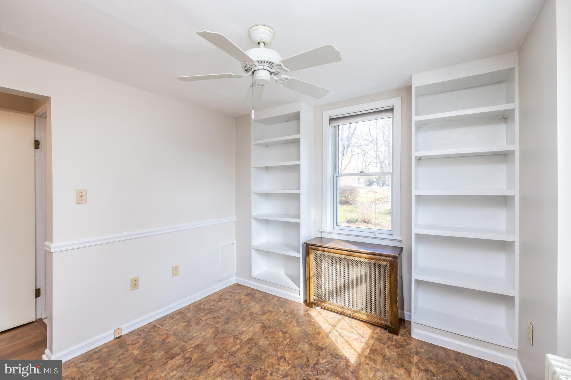 129 Chatwood Ave