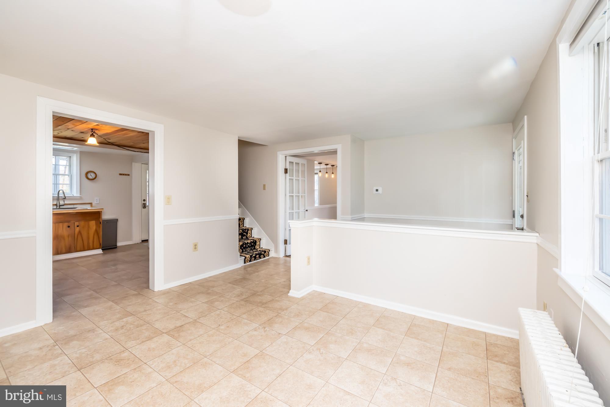 129 Chatwood Ave