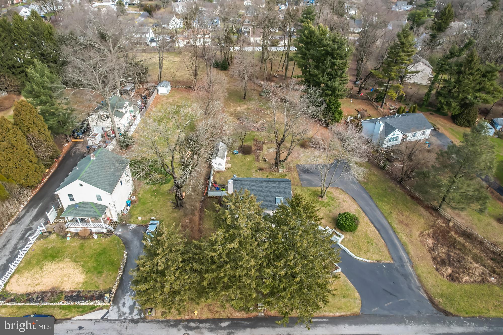 129 Chatwood Ave