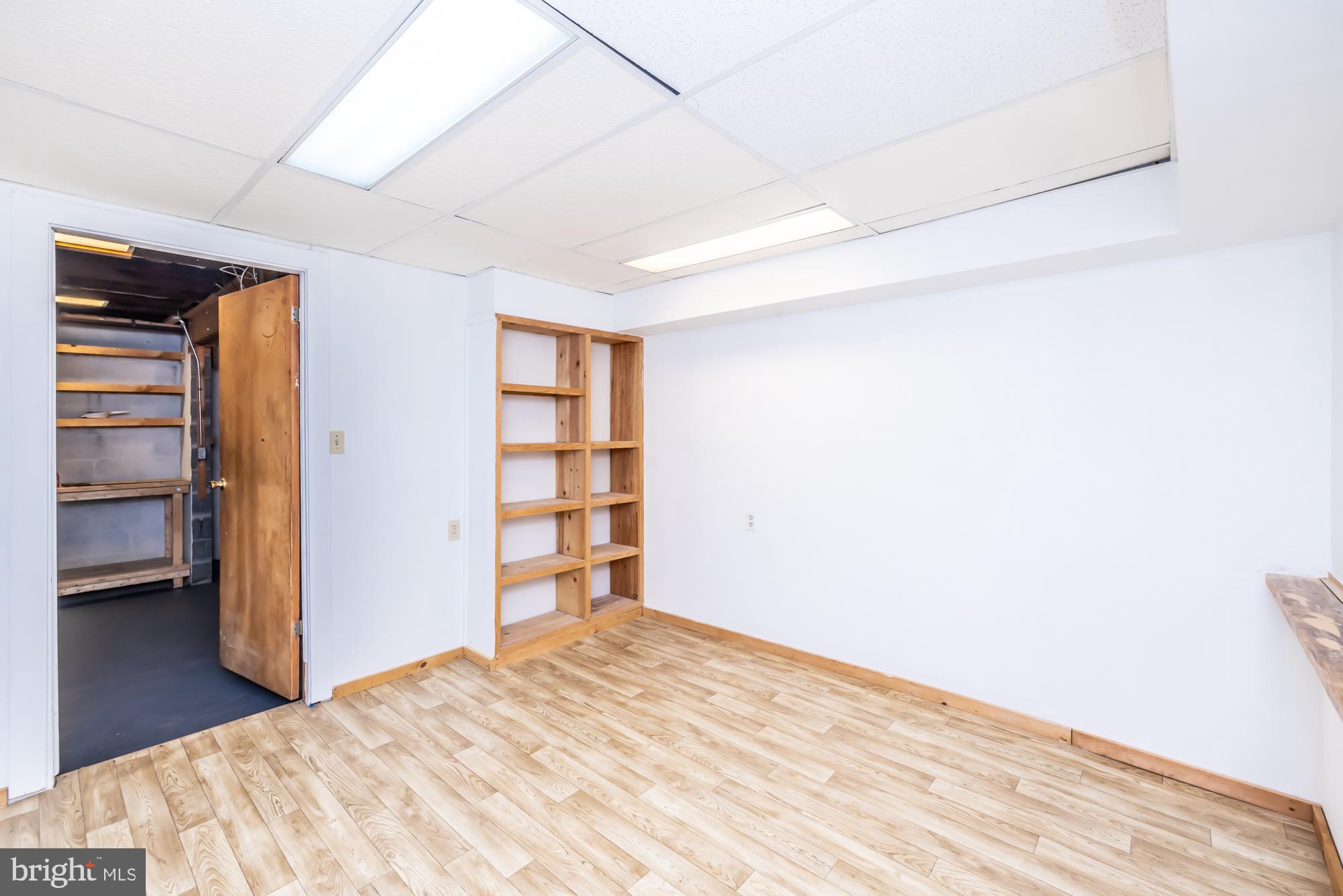 129 Chatwood Ave