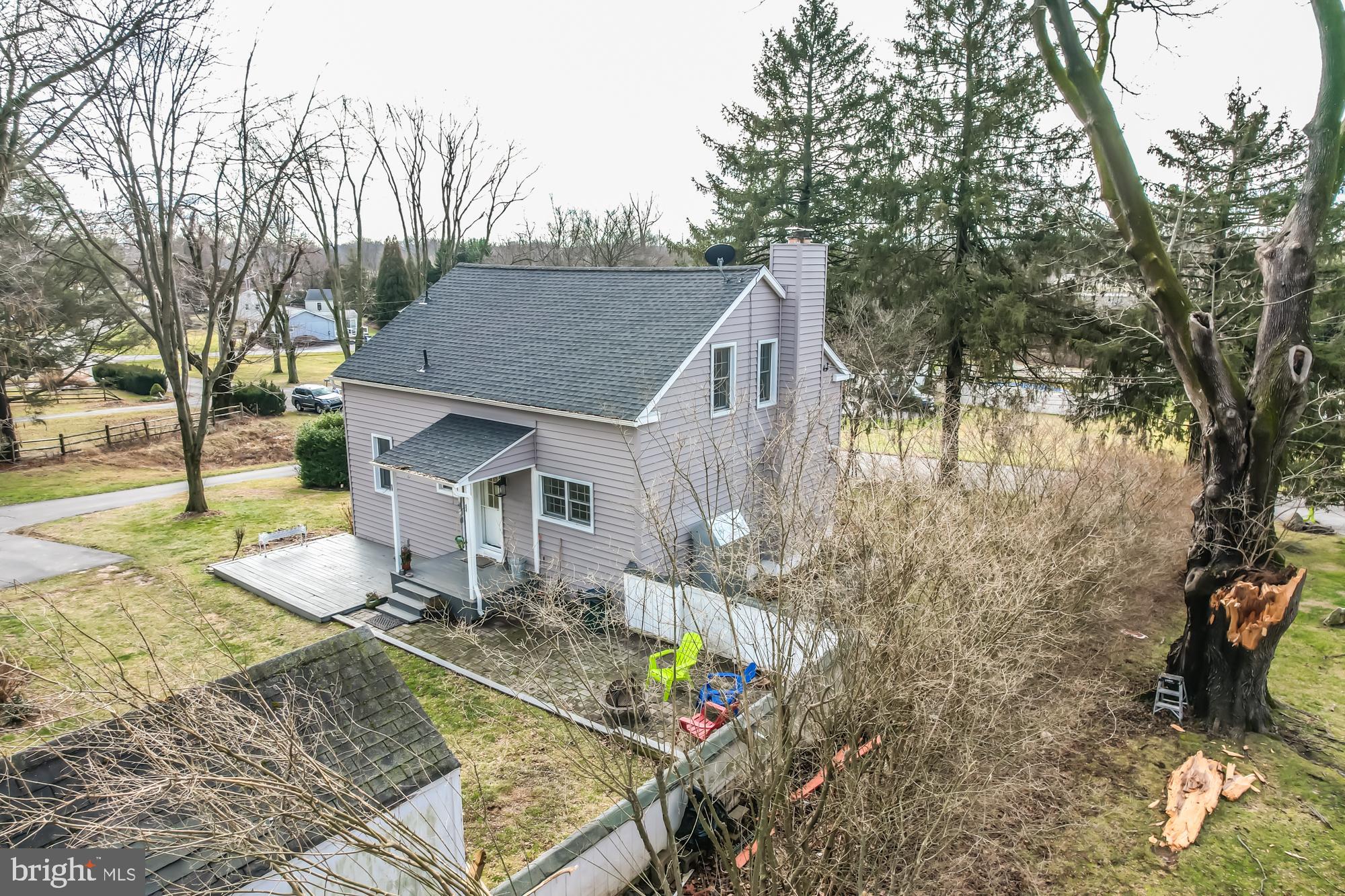 129 Chatwood Ave