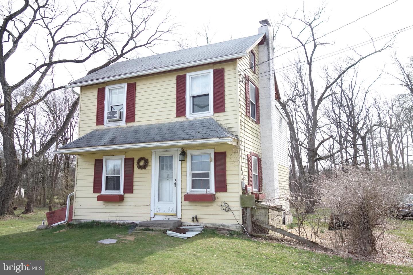 260 Laurel Rd