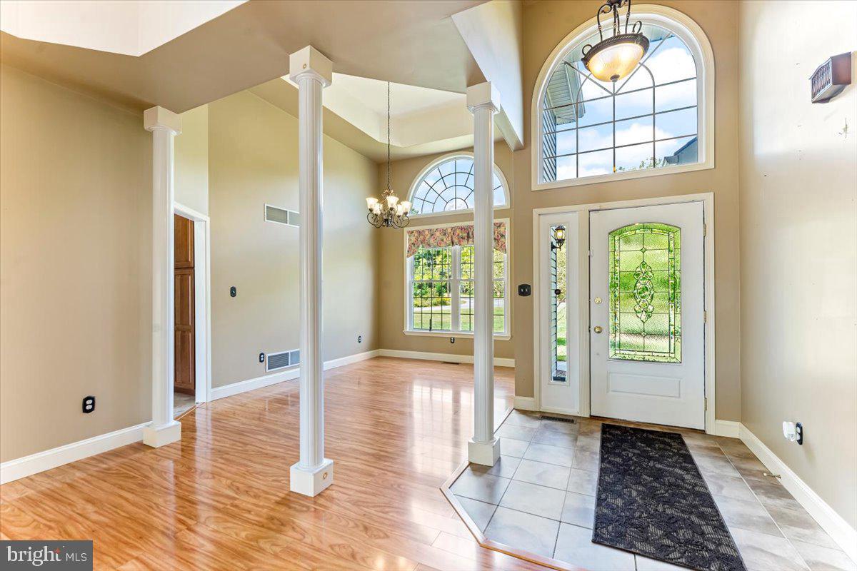 675 Old Stottsville Rd