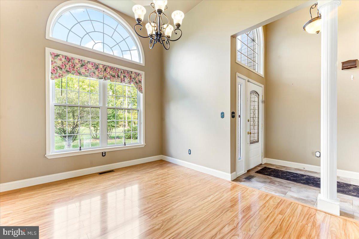 675 Old Stottsville Rd