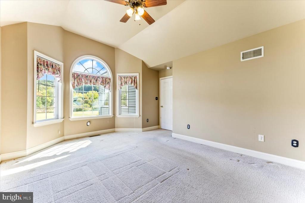 675 Old Stottsville Rd
