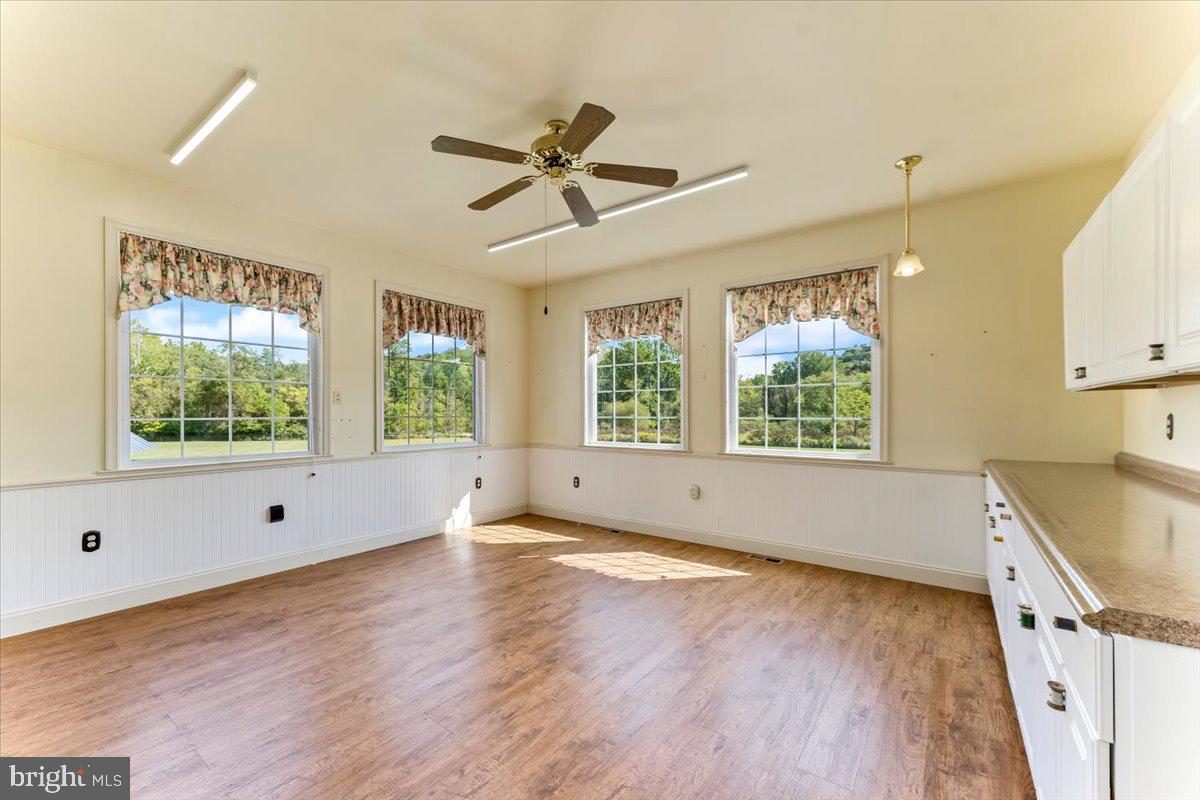 675 Old Stottsville Rd
