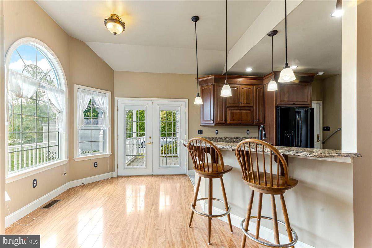 675 Old Stottsville Rd
