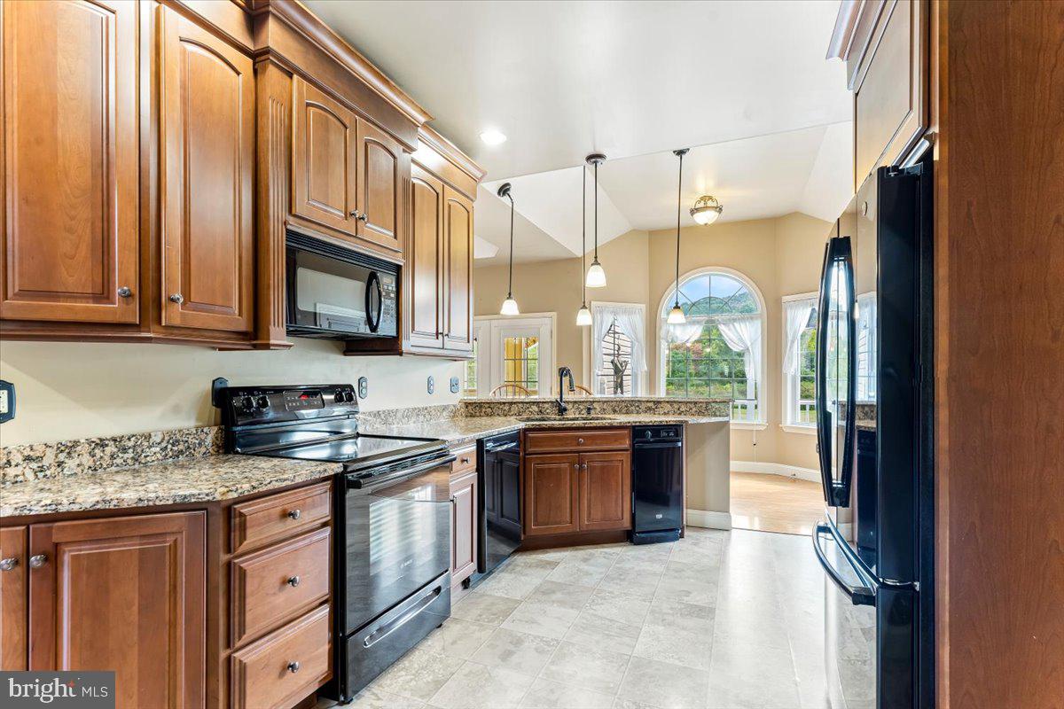 675 Old Stottsville Rd
