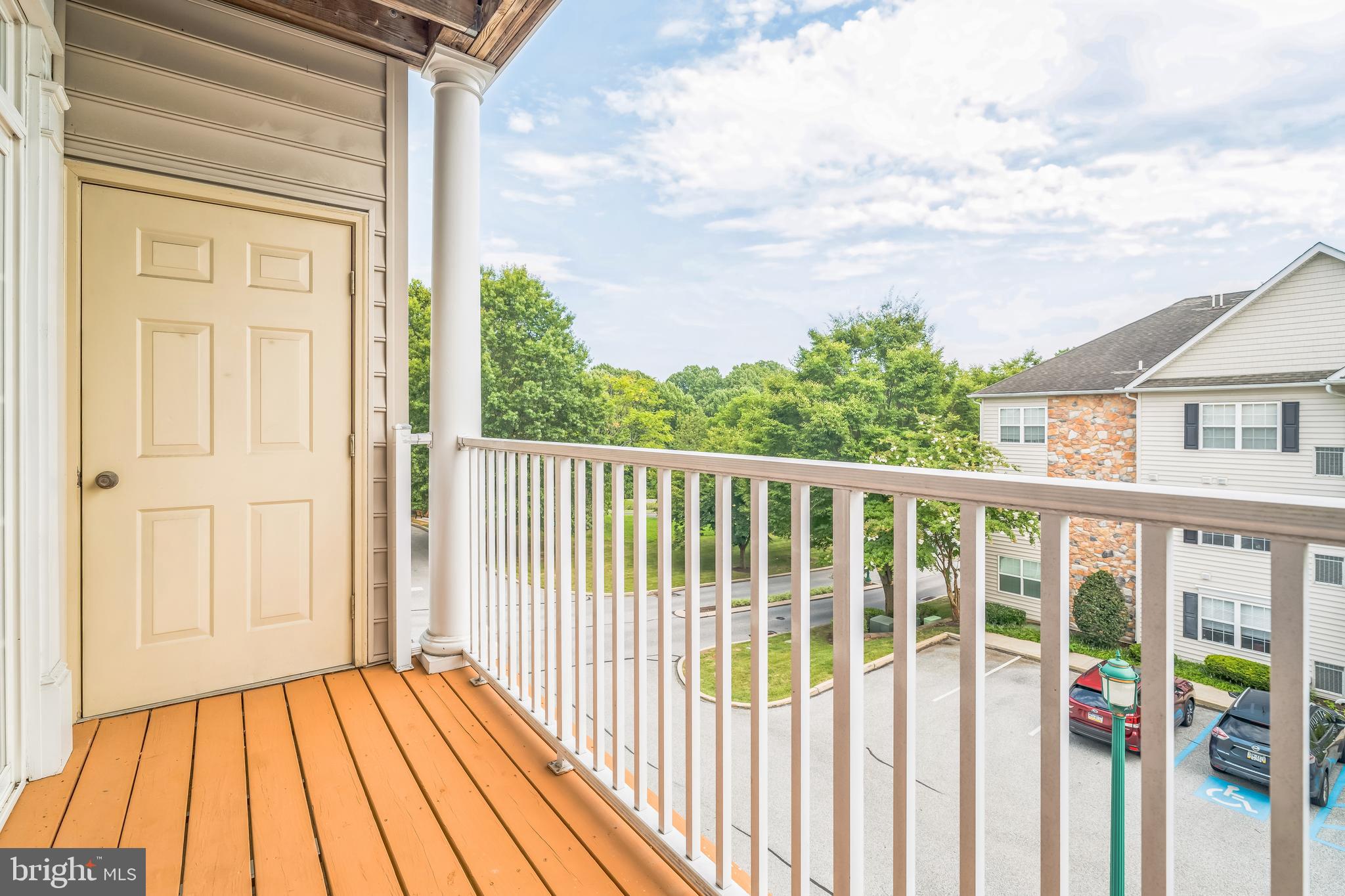 211 Victoria Gardens Dr #F