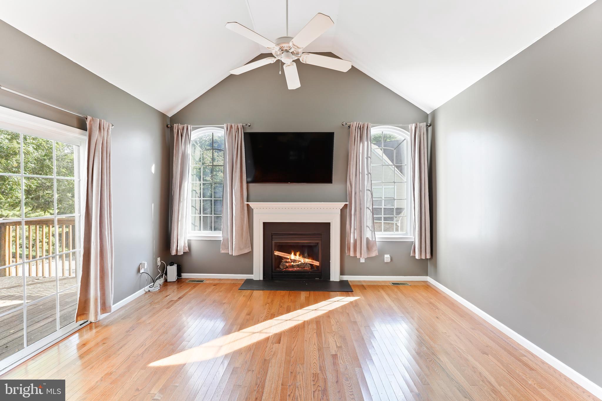 568 Liberty Cir