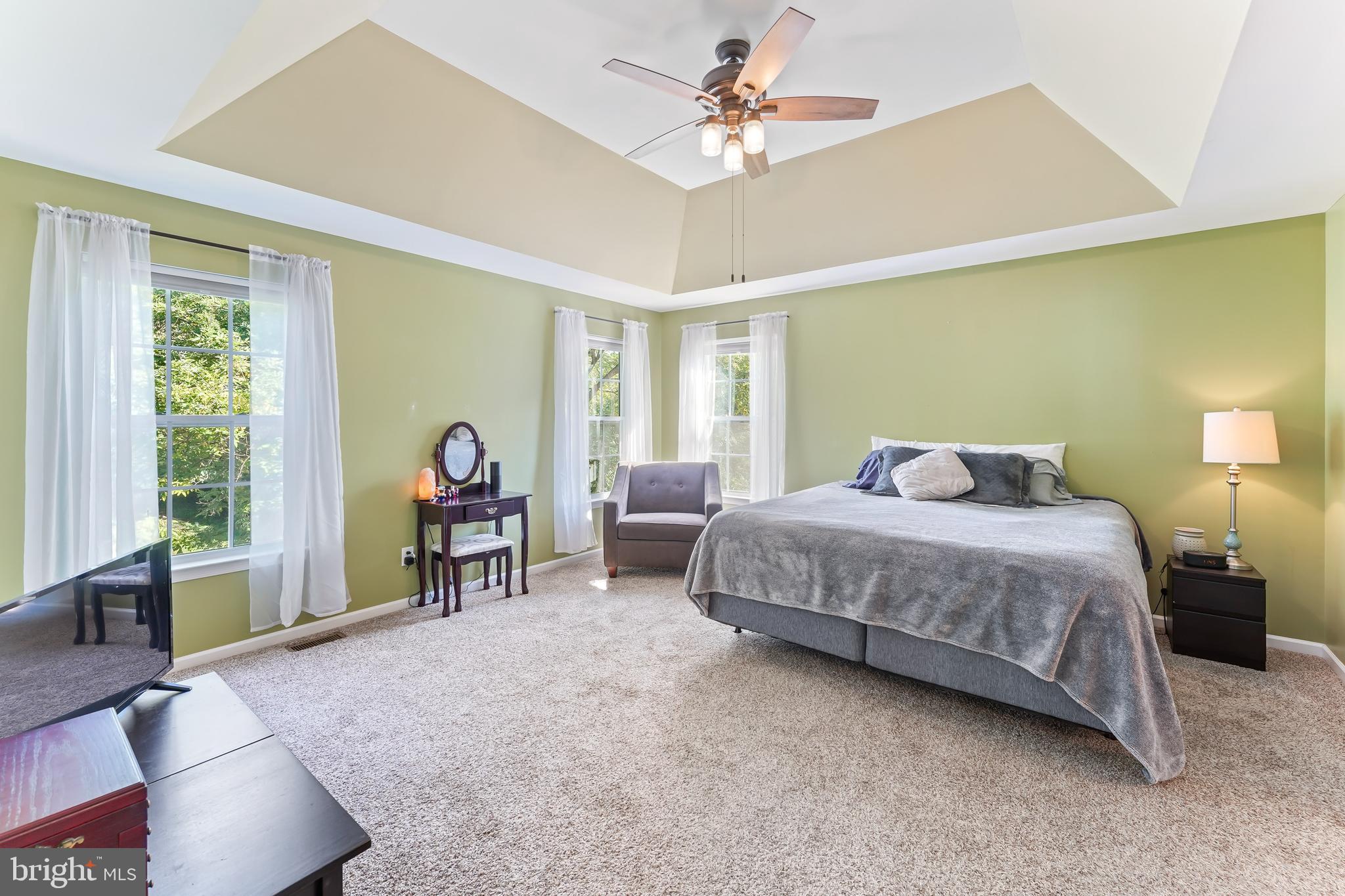 568 Liberty Cir