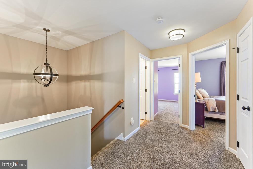 568 Liberty Cir