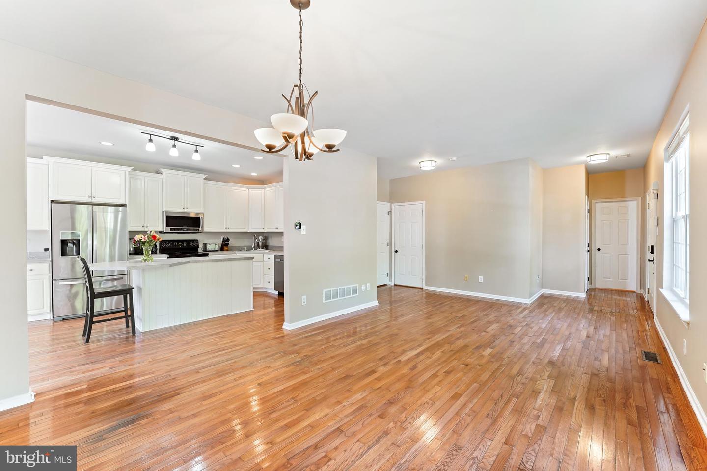 568 Liberty Cir