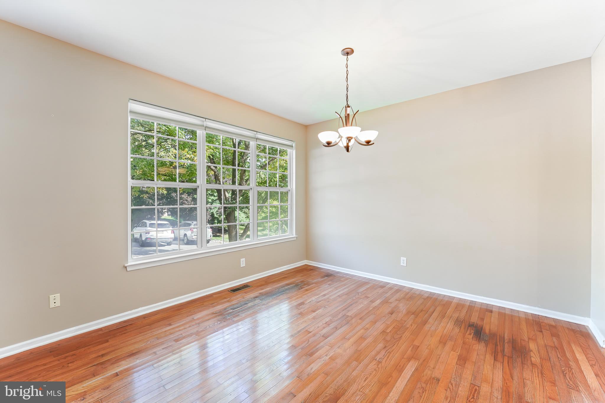 568 Liberty Cir
