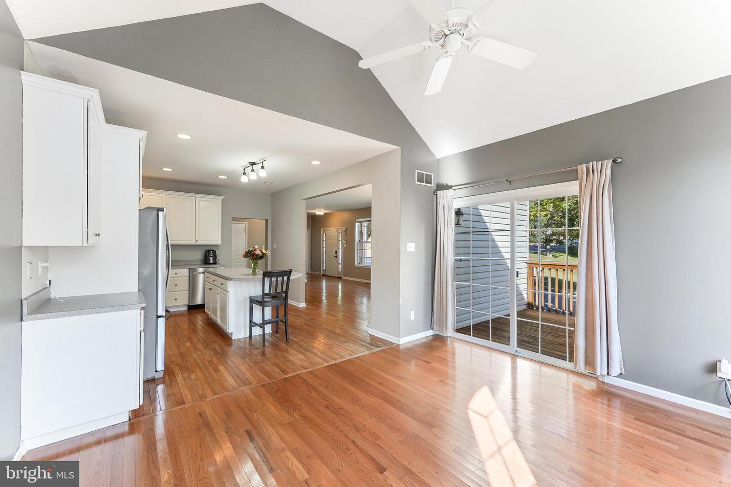 568 Liberty Cir