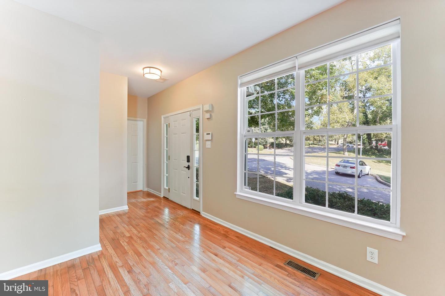 568 Liberty Cir
