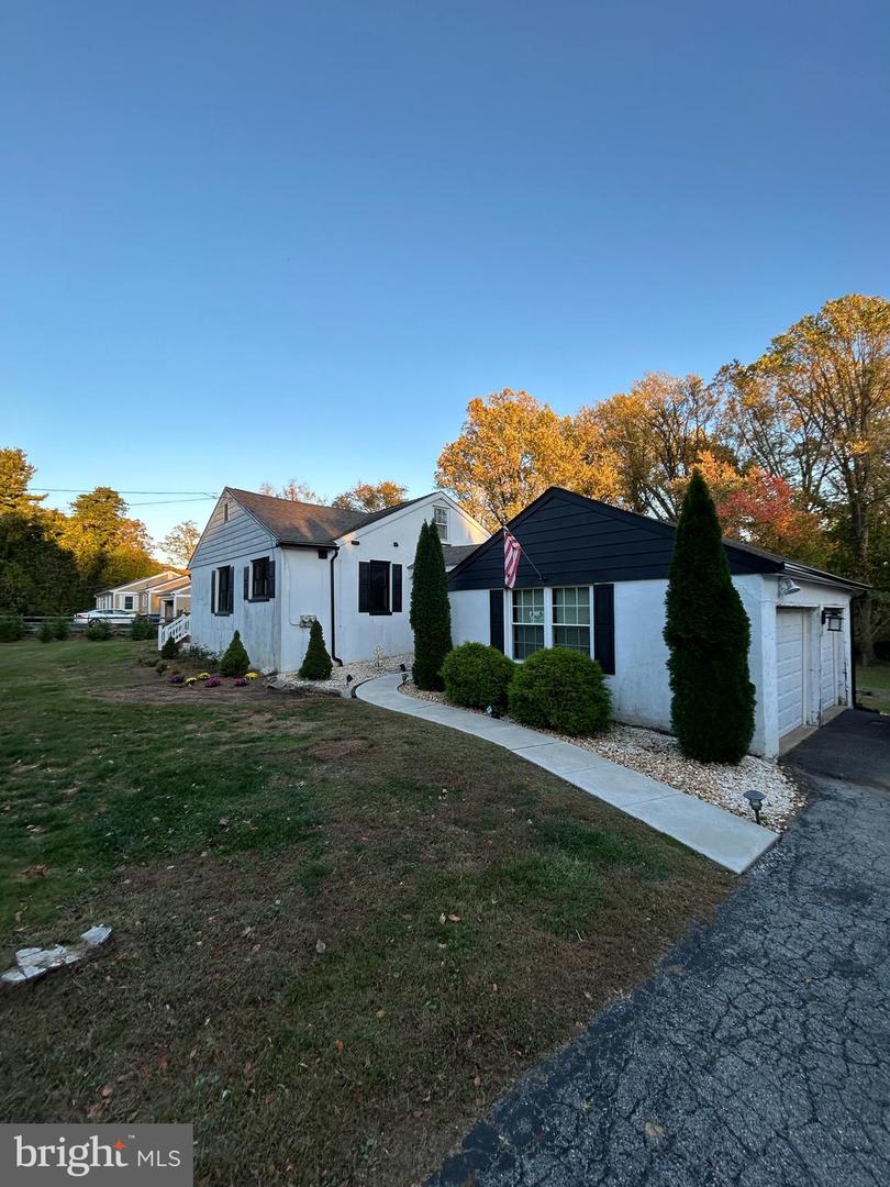 1928 Hillendale Rd