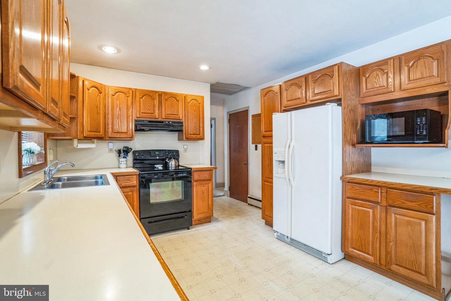 446 Rosehill Rd