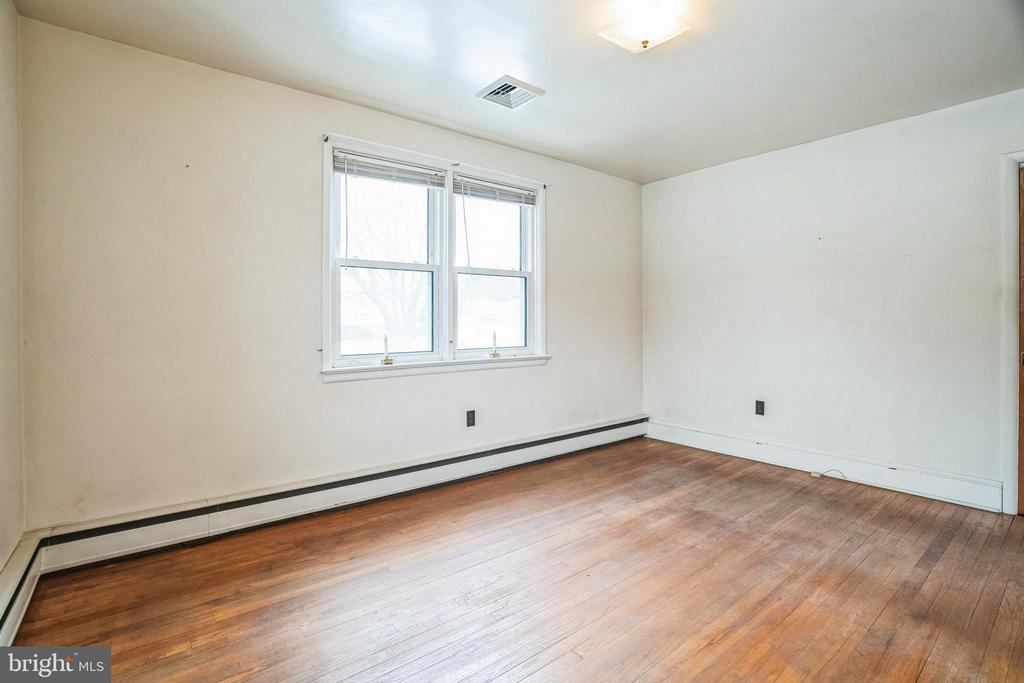 446 Rosehill Rd