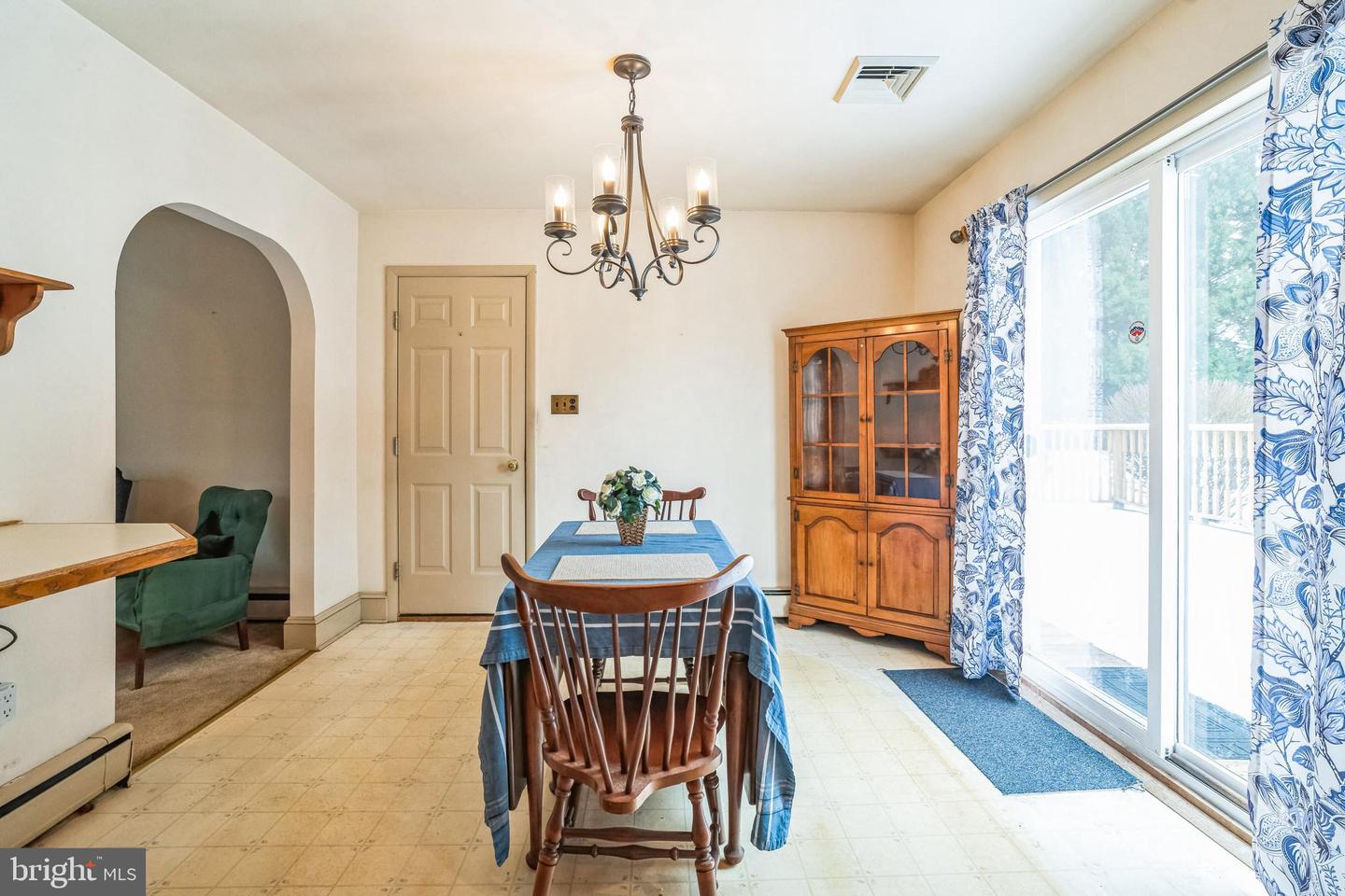 446 Rosehill Rd