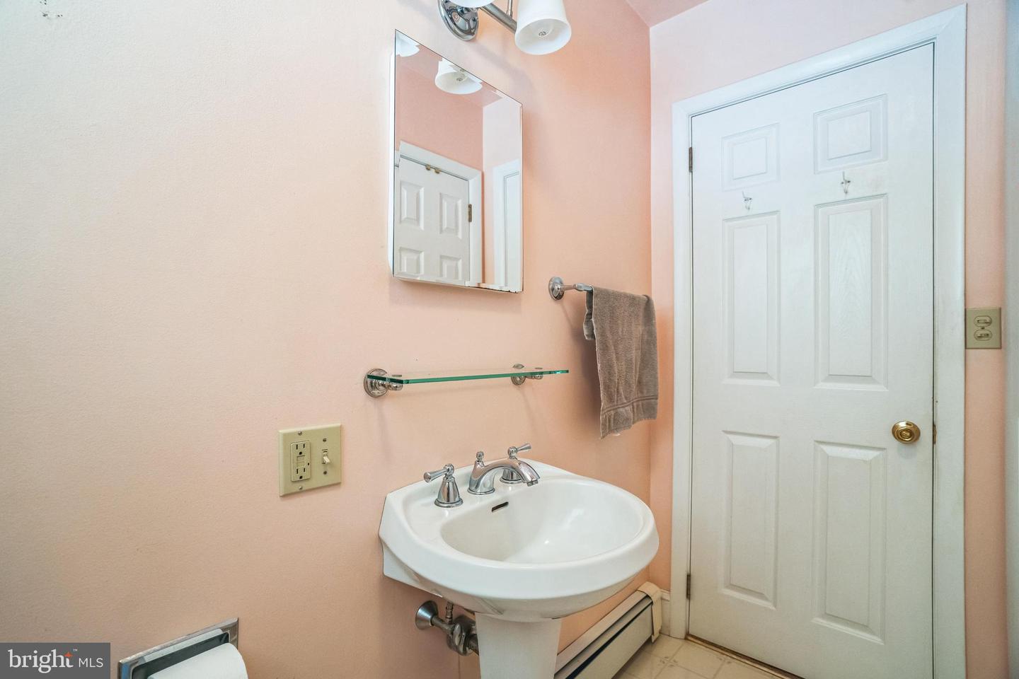 446 Rosehill Rd
