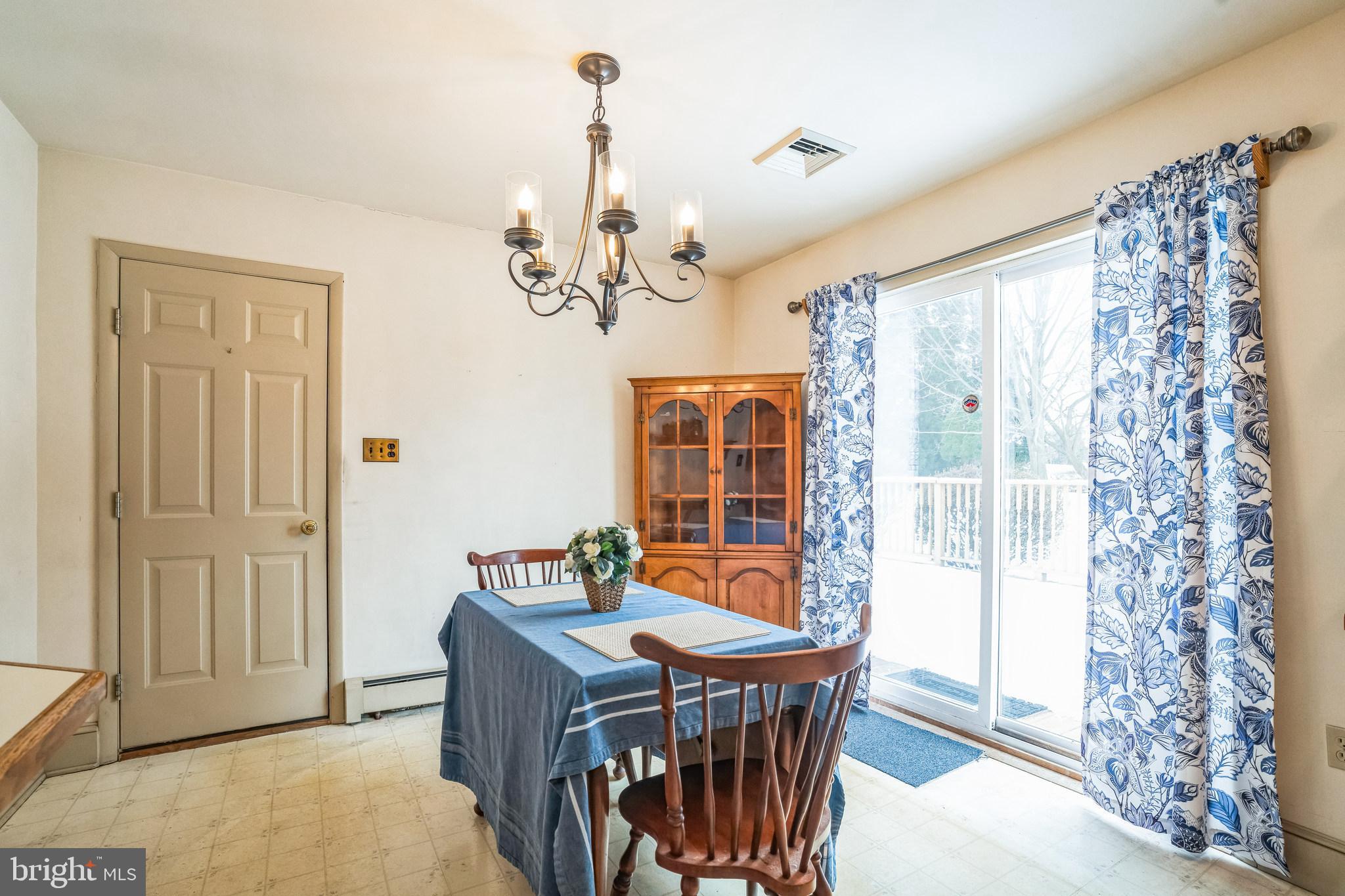446 Rosehill Rd