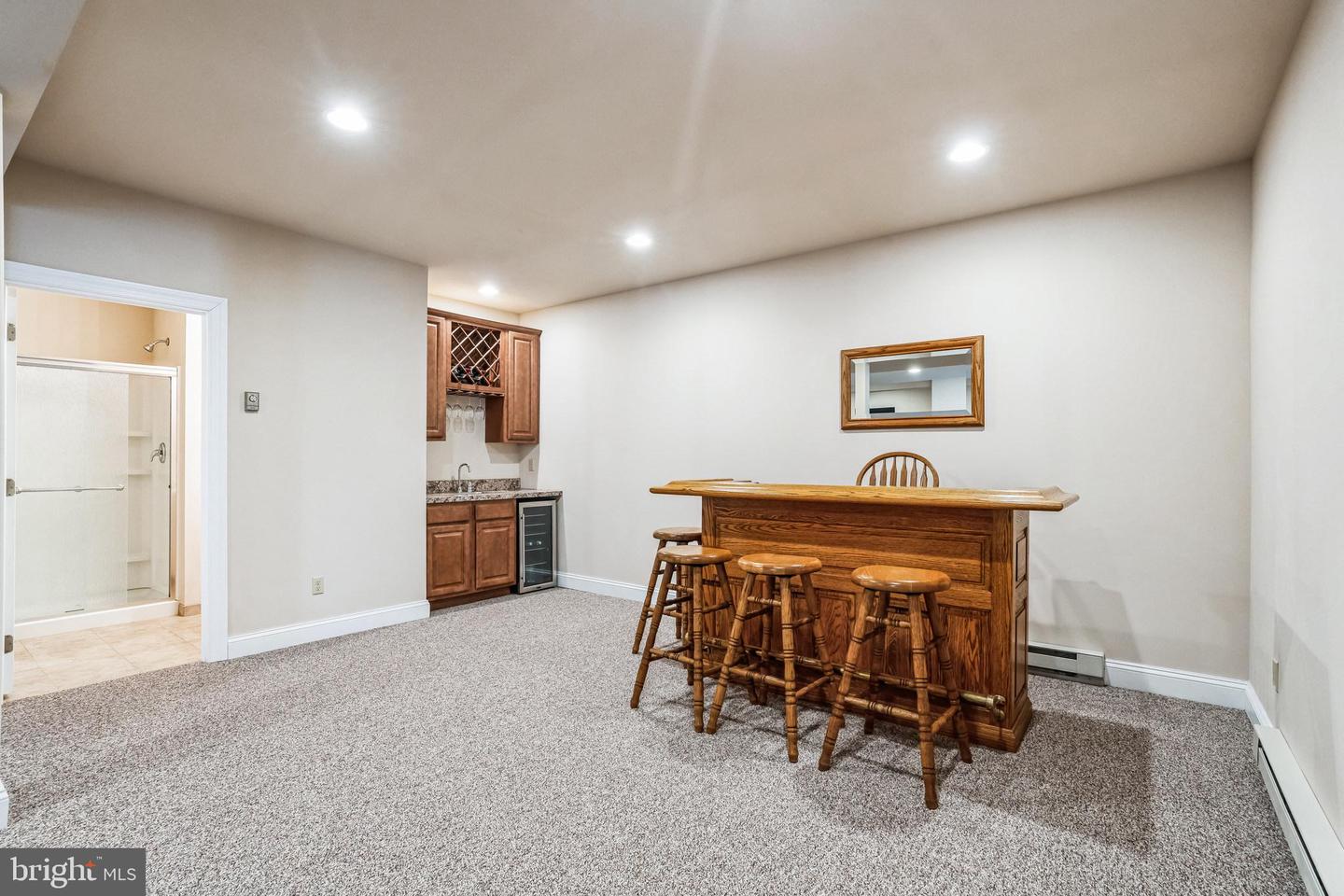 204 Coleridge Ln