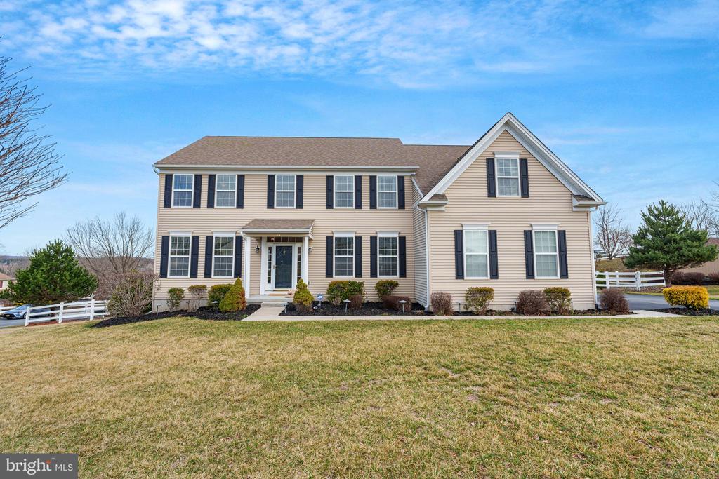 204 Coleridge Ln