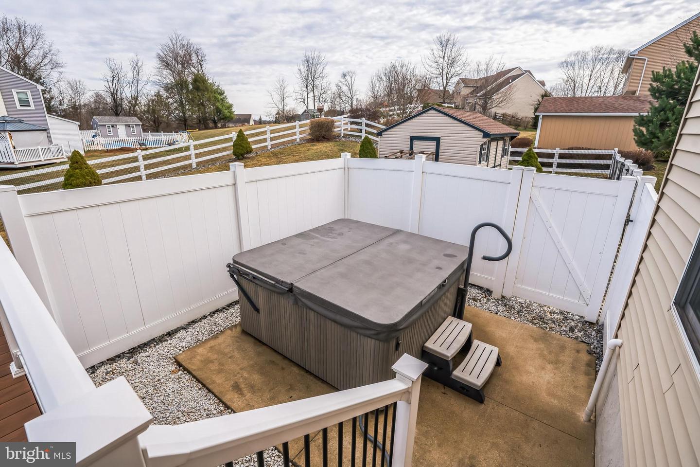 204 Coleridge Ln
