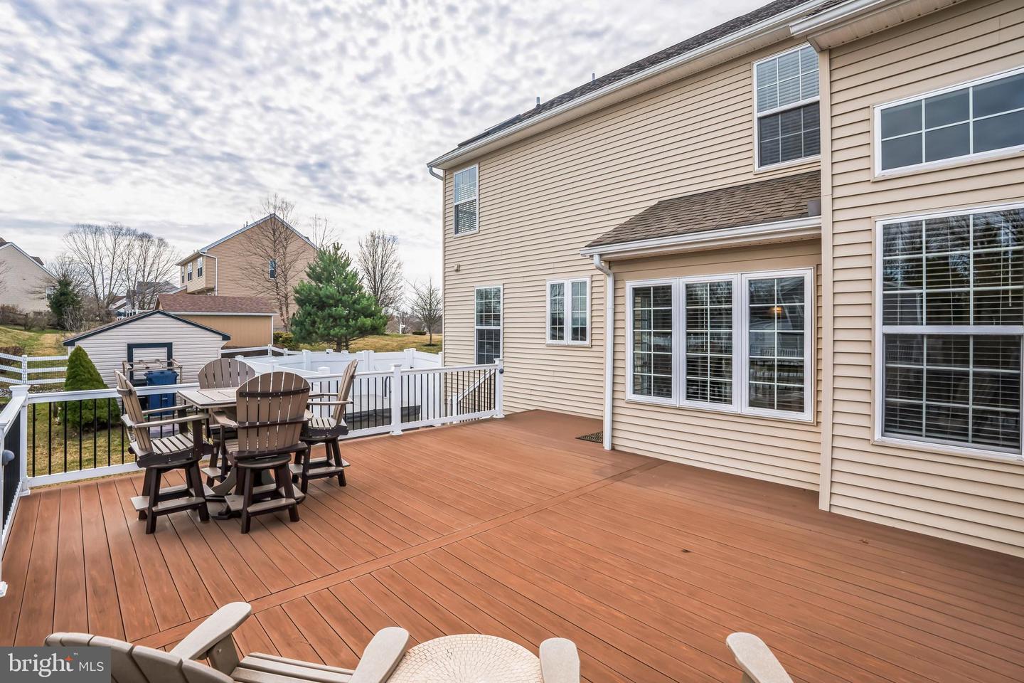204 Coleridge Ln