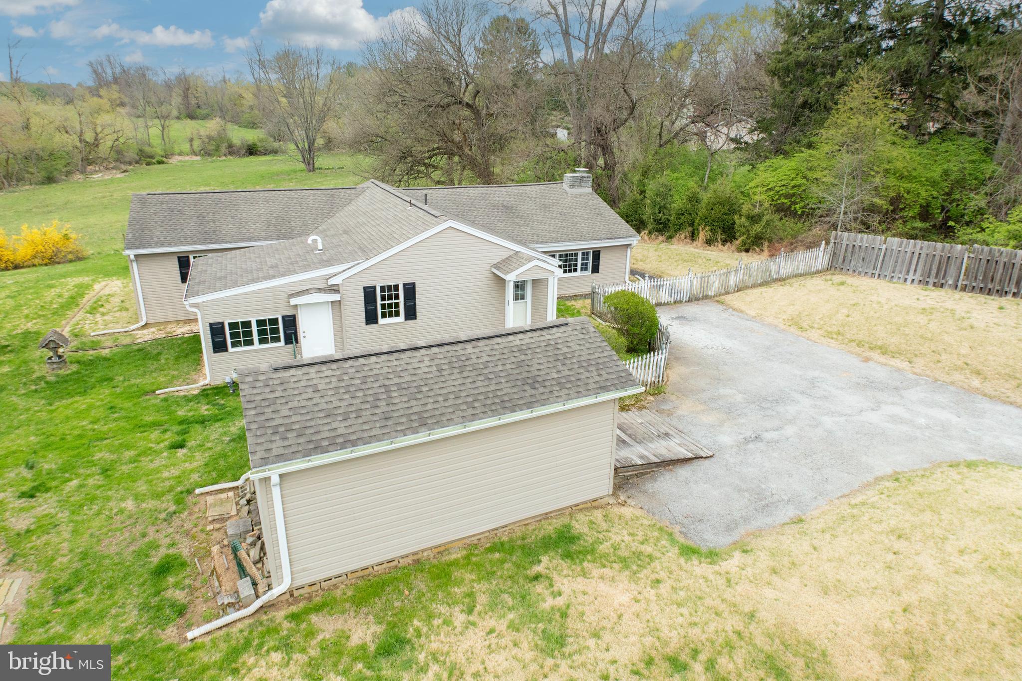 1217 Parkerville Rd
