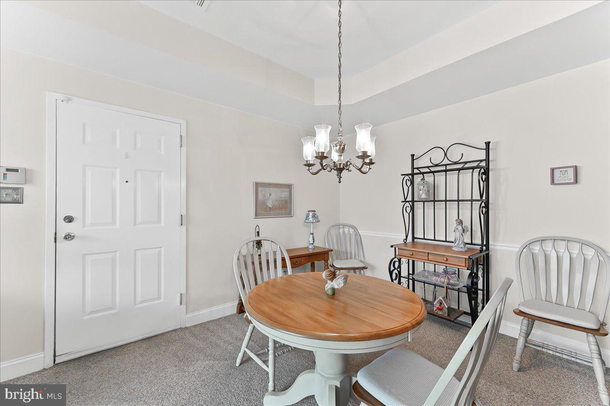 306 VICTORIA GARDENS DRIVE D