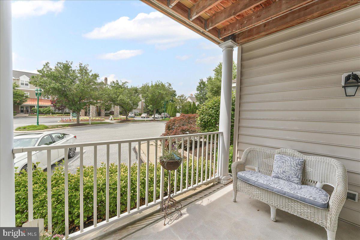 306 VICTORIA GARDENS DRIVE D