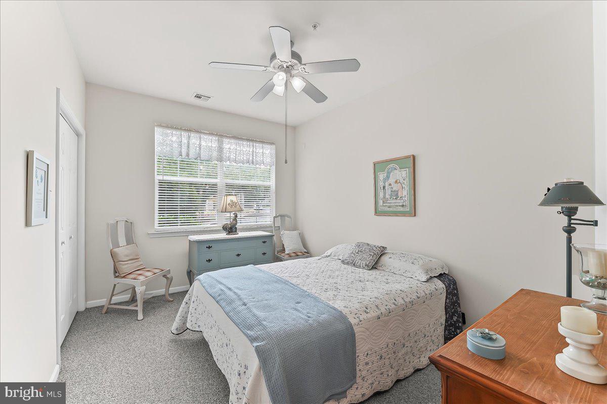 306 VICTORIA GARDENS DRIVE D