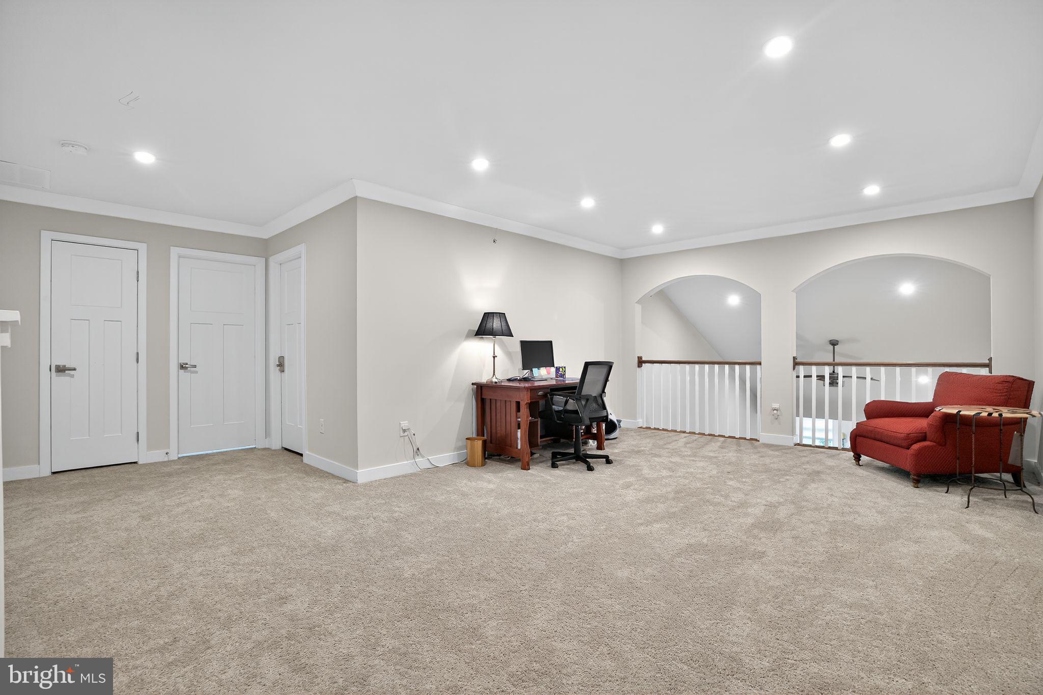 701 CASCADE WAY
