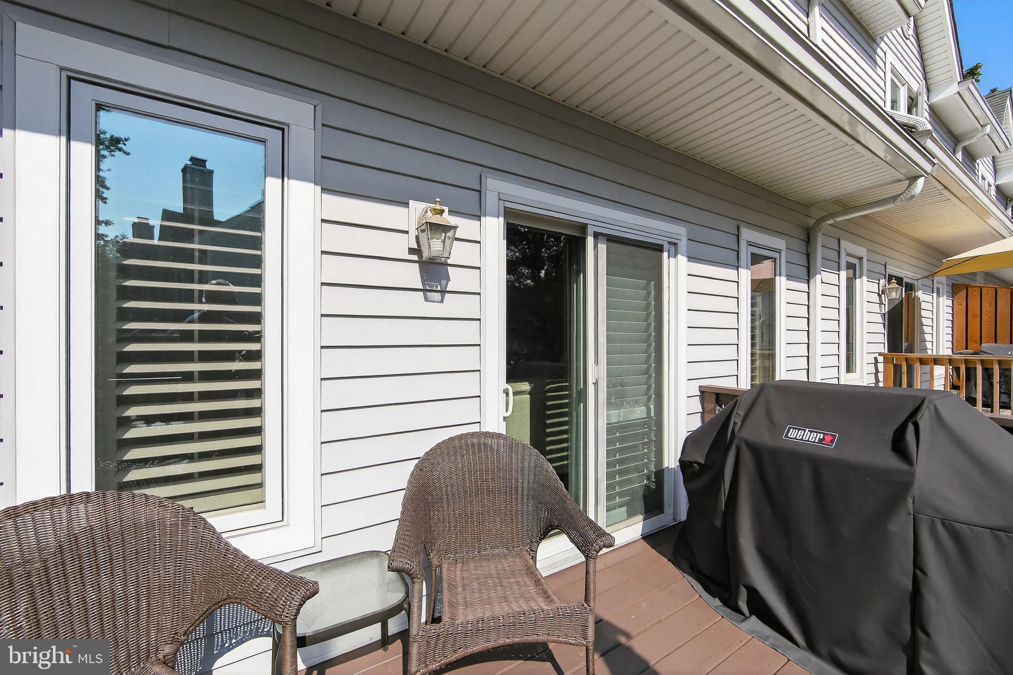 24 W JONATHAN COURT 24