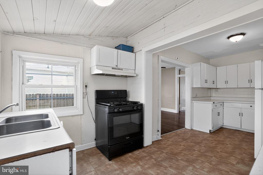 153 JACKSON AVENUE