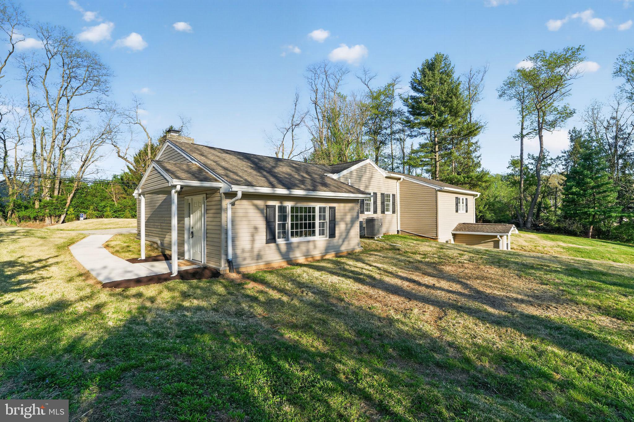 1217 PARKERVILLE ROAD