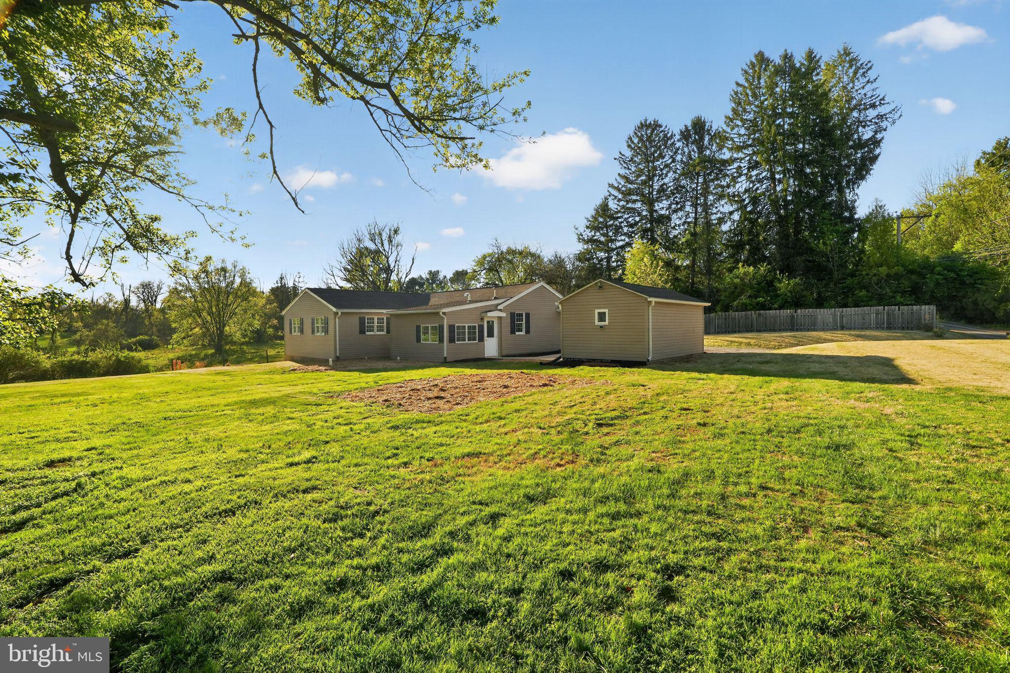 1217 PARKERVILLE ROAD