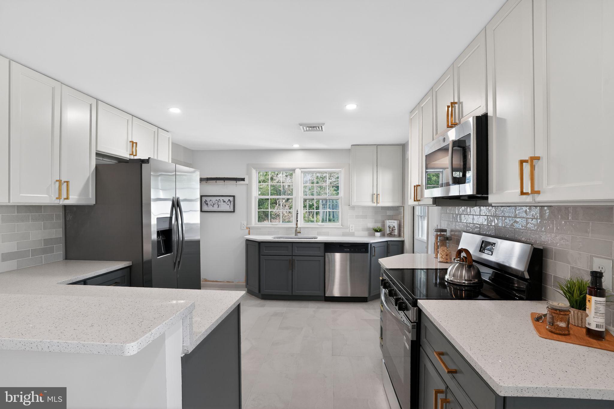 1217 PARKERVILLE ROAD
