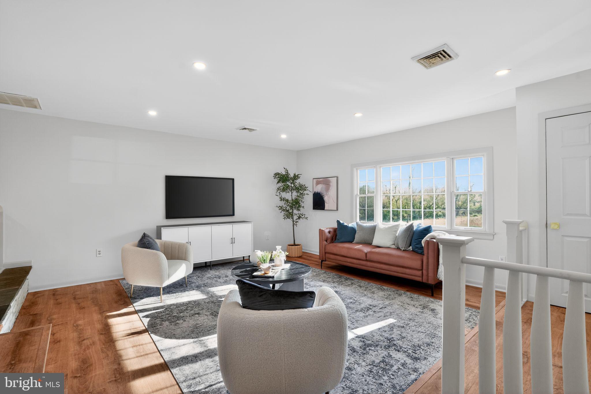 1217 PARKERVILLE ROAD