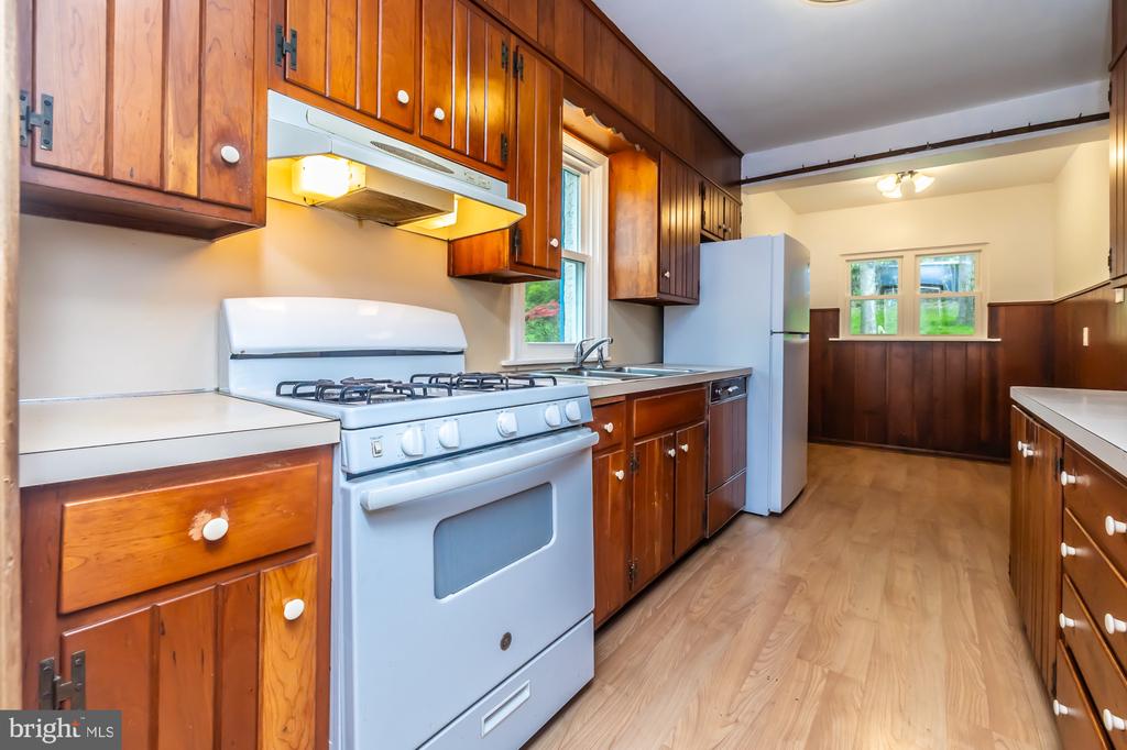 3650 BUNGALOW GLADE