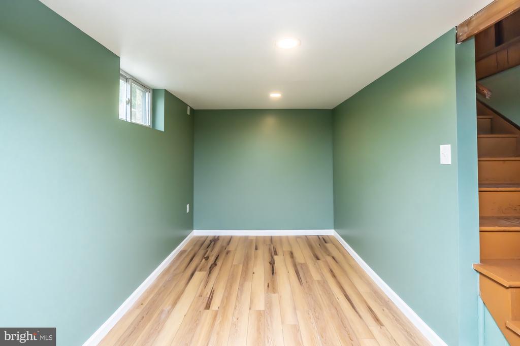 3650 BUNGALOW GLADE
