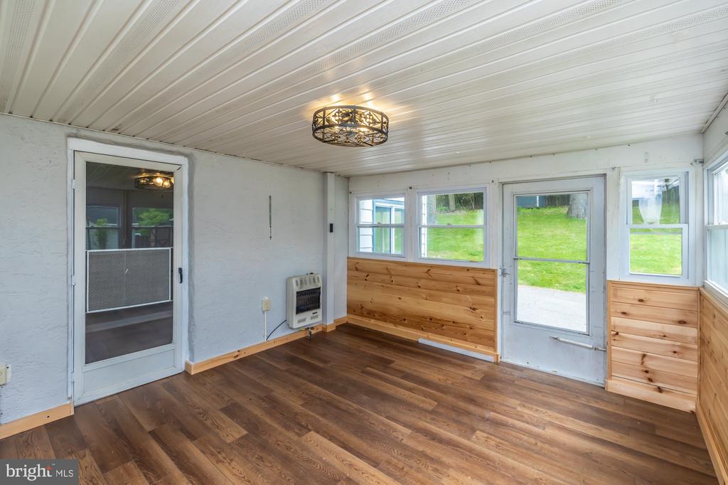 3650 BUNGALOW GLADE
