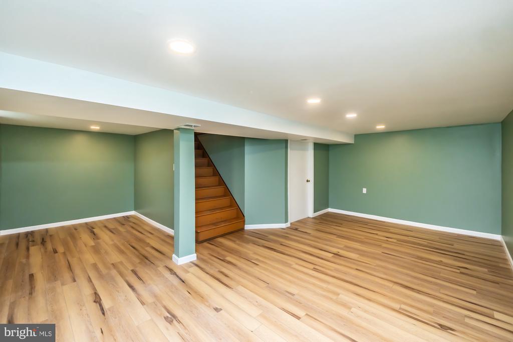 3650 BUNGALOW GLADE