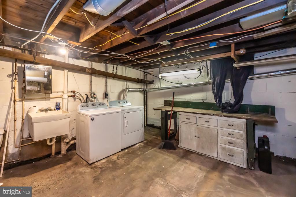3650 BUNGALOW GLADE