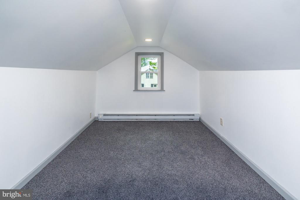 3650 BUNGALOW GLADE