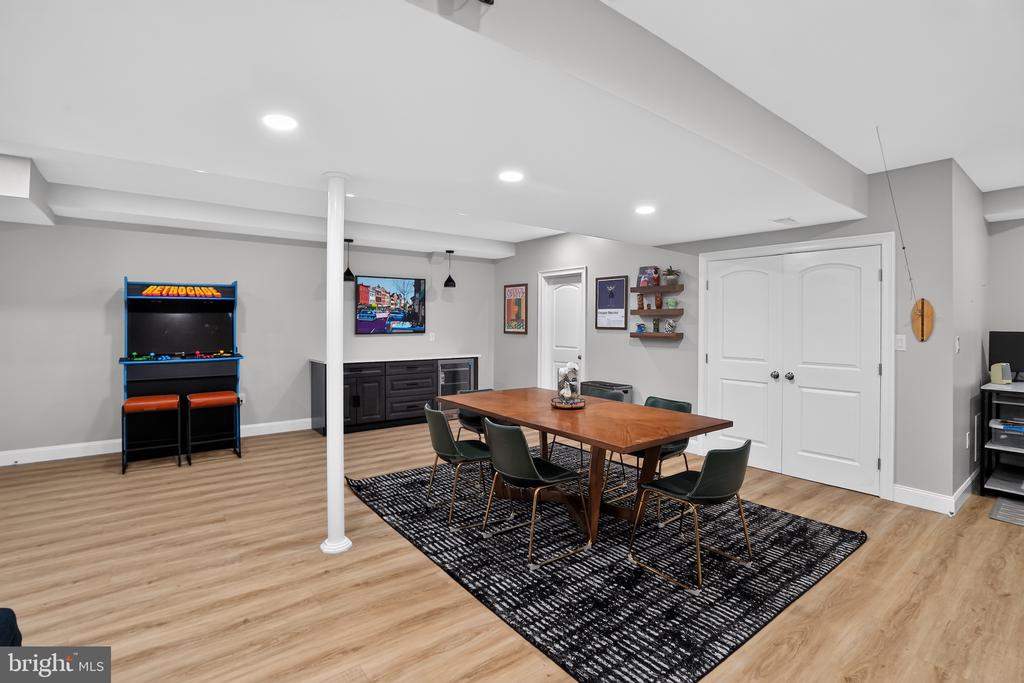 223 DAYLESFORD COURT