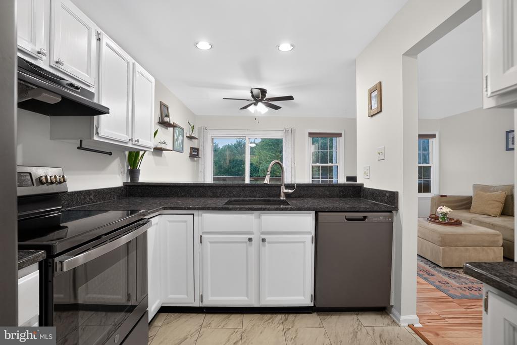 793 BRETTINGHAM COURT Unit: 704