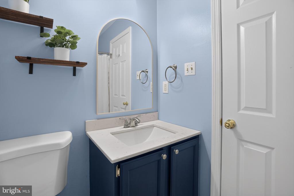 793 BRETTINGHAM COURT Unit: 704